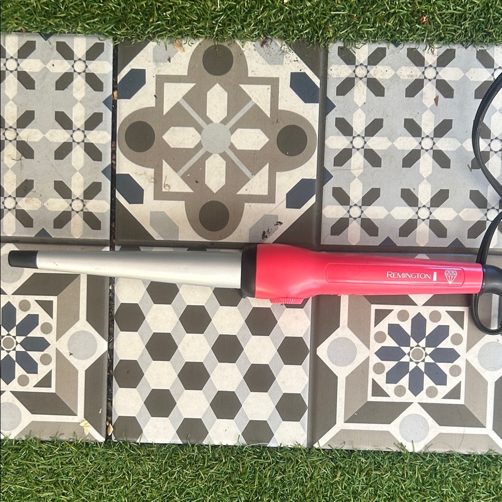 Remington Pink and Silver Styling Wand